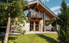 Bayern Chalets Bei Salzburg Und Berchtesgaden Mit Whirlpool Und Sauna